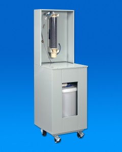 Ultra-pure de-ionized water recirculation system